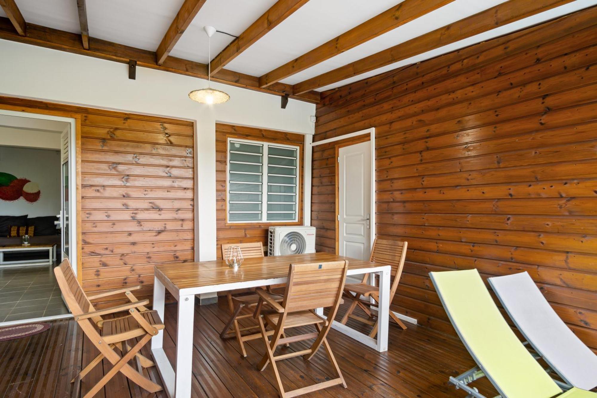 Ferienwohnung Bel'Oasis Le Lamentin Exterior foto
